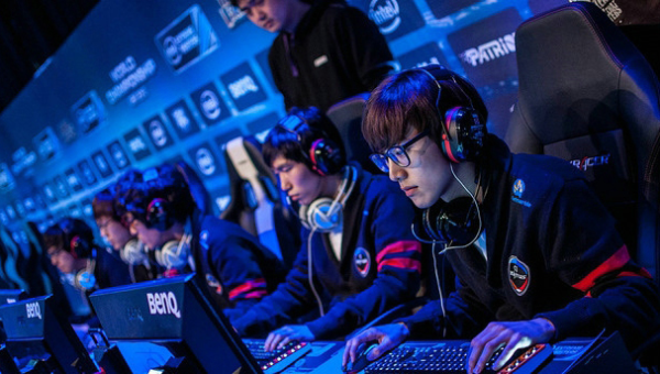 IEM8英雄联盟全球总决赛巅峰对决精彩回顾