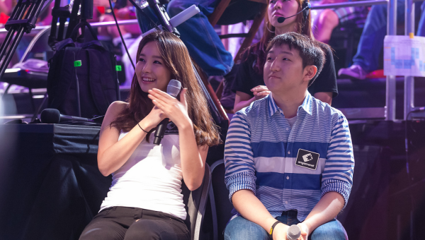 LOL全明星解说：激情与专业的完美碰撞